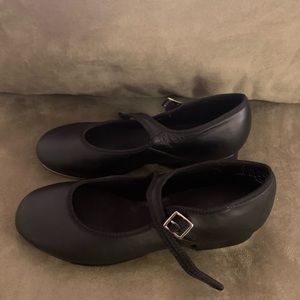 Capezio girls tap shoes
